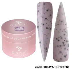 DNKa' Cover Base 0039A Different 30 ml