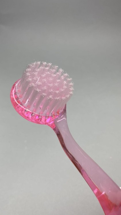 DIVNA Szczoteczka do Manicure