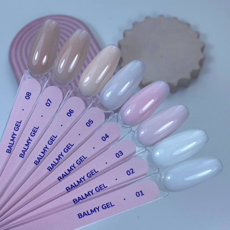 DIVNA Balmy Gel 07 o konsystencji bazy 13 ml